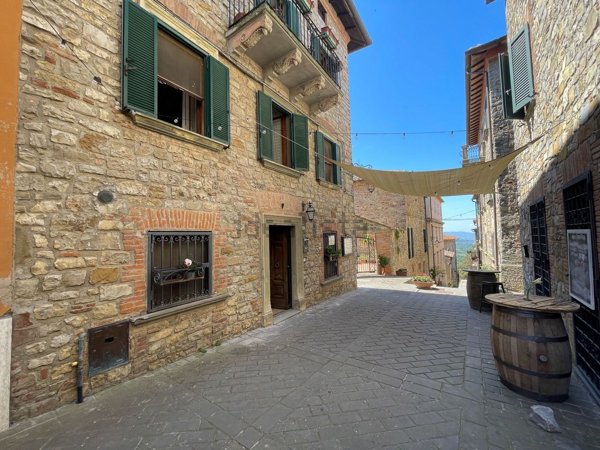 casa indipendente in vendita a Montegabbione