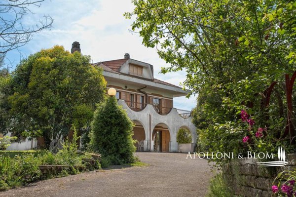 casa indipendente in vendita a Montegabbione