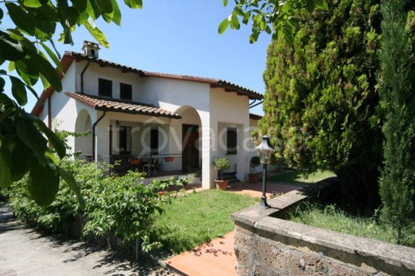 casa indipendente in vendita a Monteleone d'Orvieto