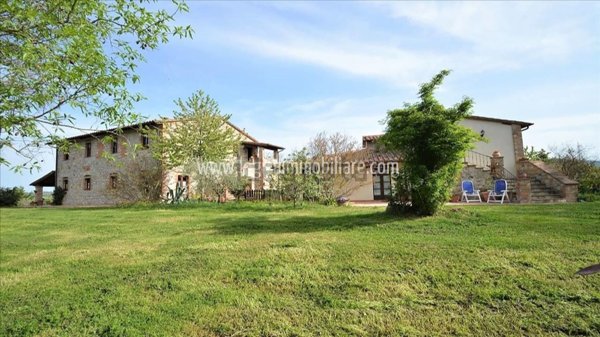 casale in vendita a Monteleone d'Orvieto