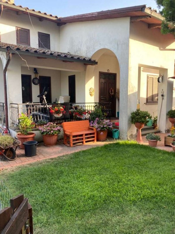 casa indipendente in vendita a Monteleone d'Orvieto