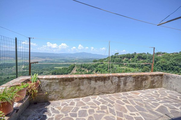 casa indipendente in vendita a Monteleone d'Orvieto