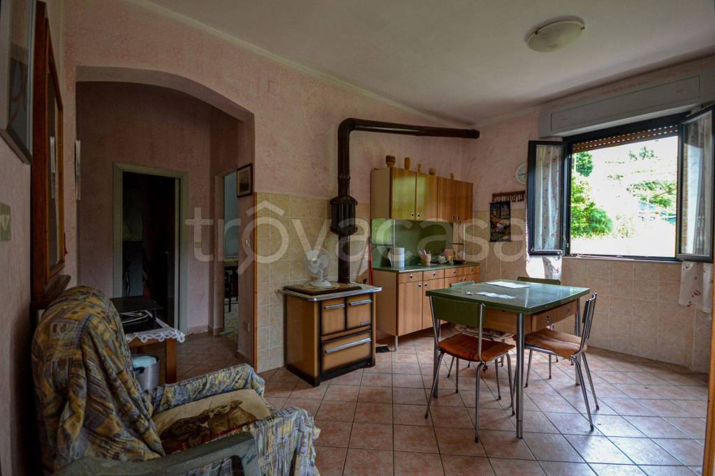 appartamento in vendita a Monteleone d'Orvieto in zona Santa Maria