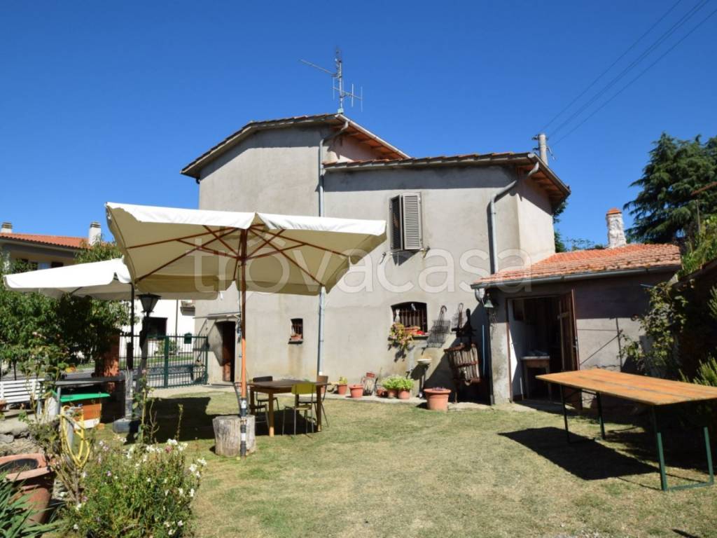 casa indipendente in vendita a Monteleone d'Orvieto in zona Santa Maria