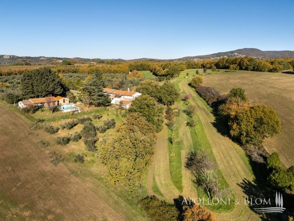 casa indipendente in vendita a Monteleone d'Orvieto