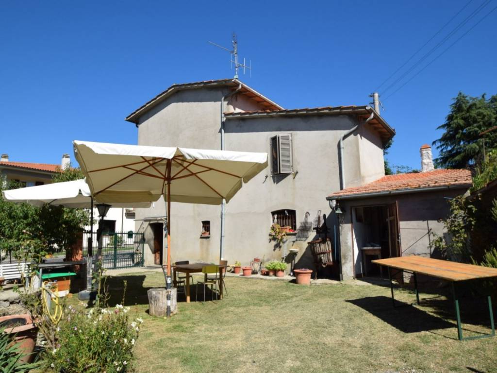 casa indipendente in vendita a Monteleone d'Orvieto in zona Santa Maria