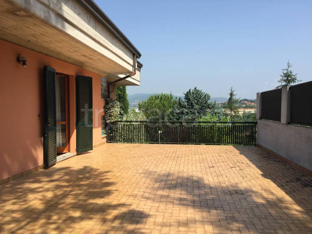 casa indipendente in vendita a Monteleone d'Orvieto in zona Colle