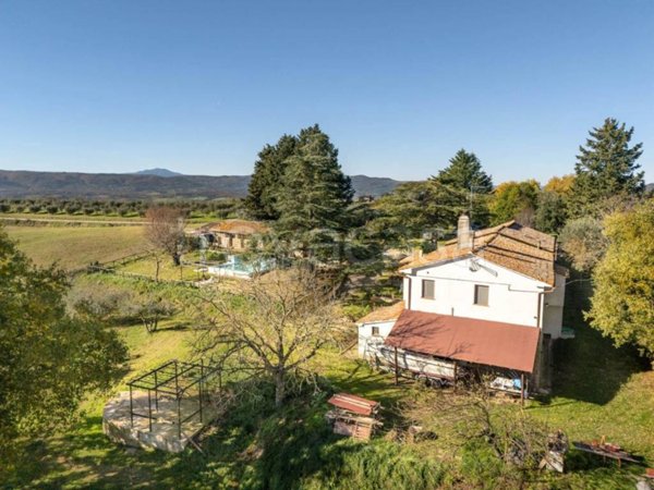 casa indipendente in vendita a Monteleone d'Orvieto