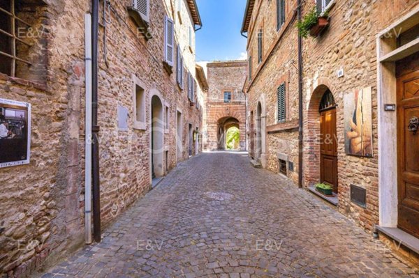 casa indipendente in vendita a Monteleone d'Orvieto