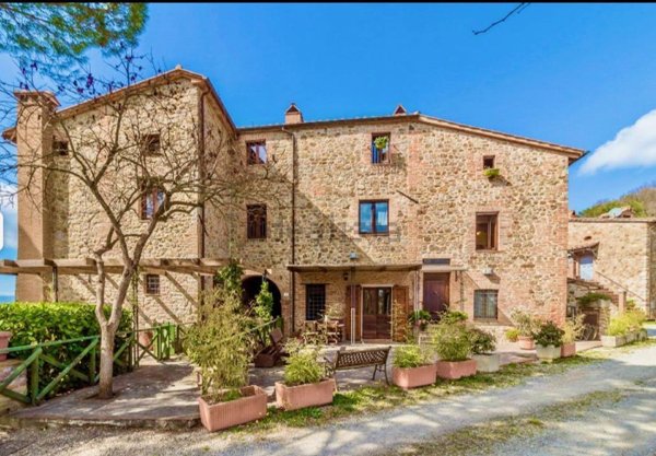 casa semindipendente in vendita a Monteleone d'Orvieto