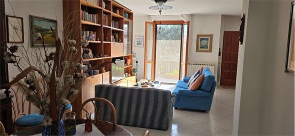 casa indipendente in vendita a Monteleone d'Orvieto in zona Colle