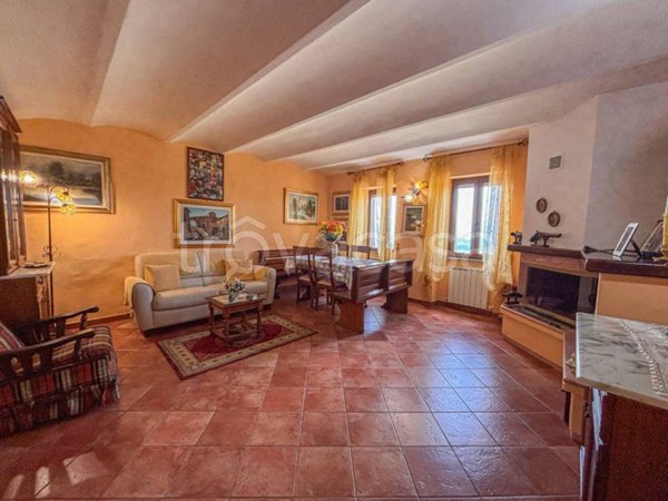 appartamento in vendita a Monteleone d'Orvieto
