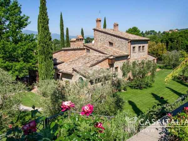 casa indipendente in vendita a Monteleone d'Orvieto