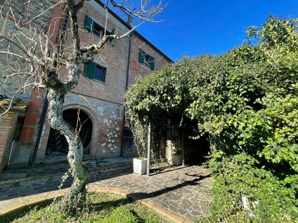 casa indipendente in vendita a Monteleone d'Orvieto