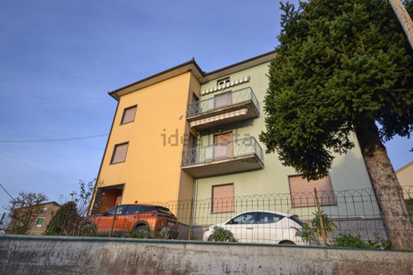 casa indipendente in vendita a Monteleone d'Orvieto