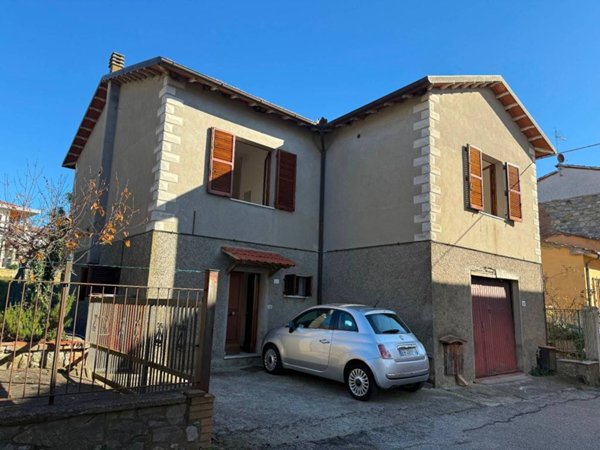 casa indipendente in vendita a Monteleone d'Orvieto