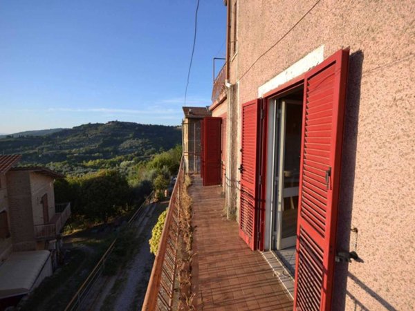 casa indipendente in vendita a Monteleone d'Orvieto in zona San Lorenzo