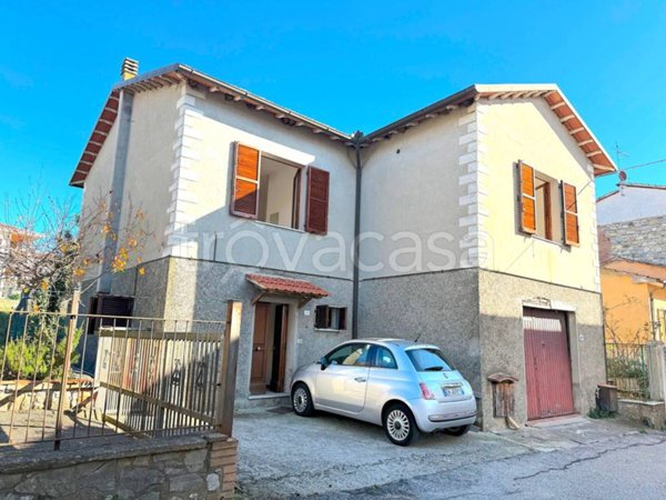 casa indipendente in vendita a Monteleone d'Orvieto