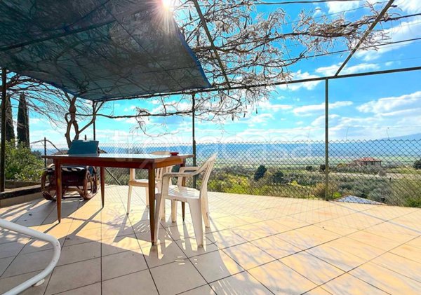 casa indipendente in vendita a Monteleone d'Orvieto in zona Santa Maria