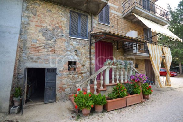 casa indipendente in vendita a Monteleone d'Orvieto in zona Santa Maria