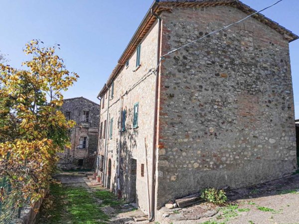 casa indipendente in vendita a Monteleone d'Orvieto in zona Spiazzolino