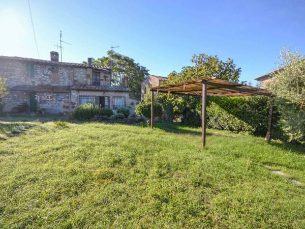 casa indipendente in vendita a Monteleone d'Orvieto in zona Spiazzolino