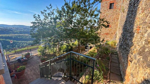 casa indipendente in vendita a Monteleone d'Orvieto