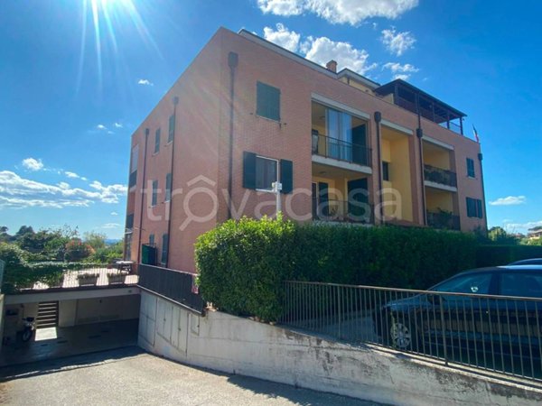 appartamento in vendita a Monteleone d'Orvieto in zona Colle