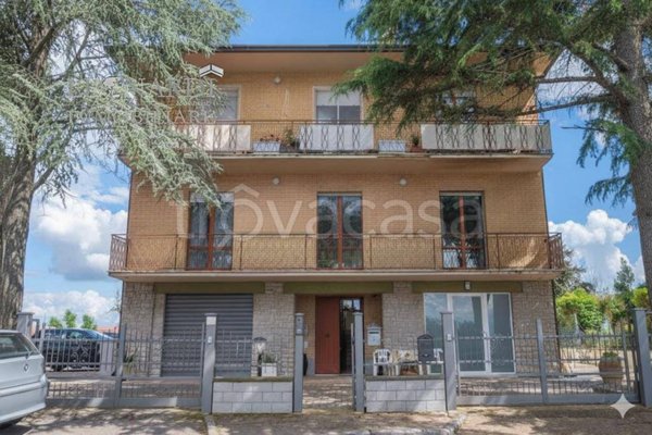 casa indipendente in vendita a Monteleone d'Orvieto in zona Colle
