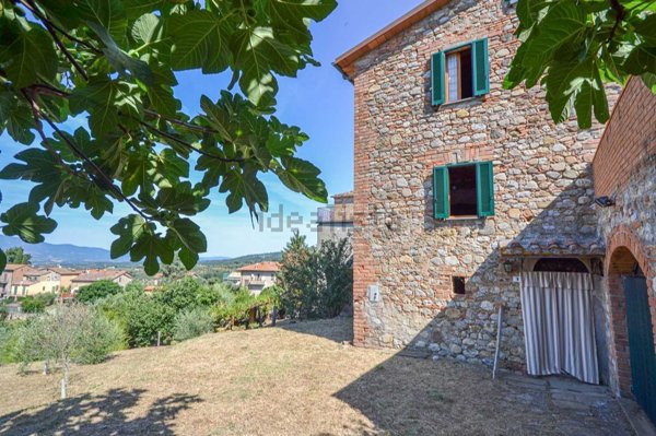 casa semindipendente in vendita a Monteleone d'Orvieto in zona San Lorenzo