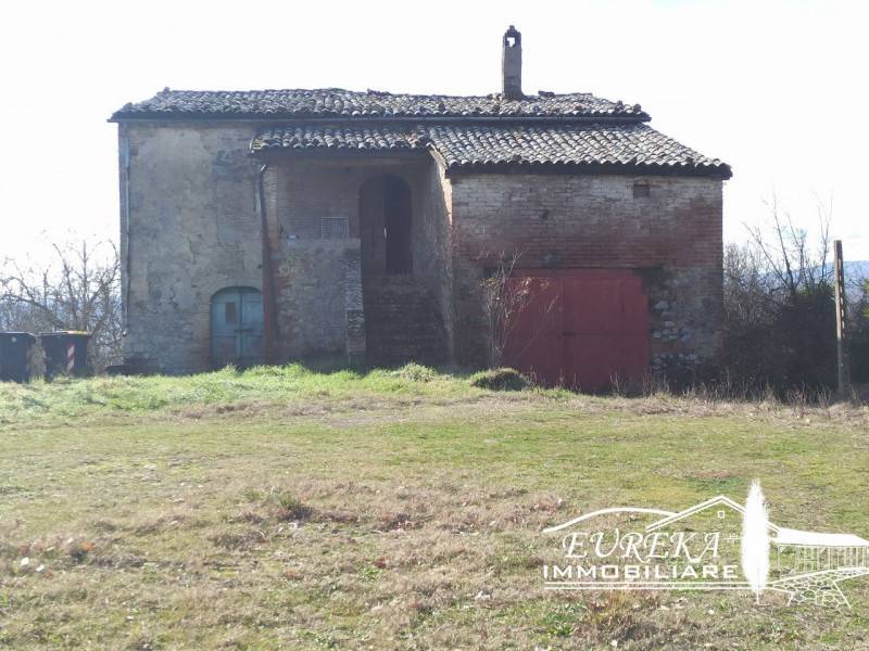casa indipendente in vendita a Monteleone d'Orvieto in zona Spiazzolino