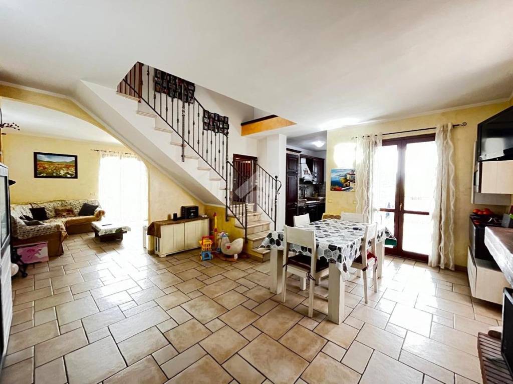 appartamento in vendita a Narni in zona Ponte San Lorenzo