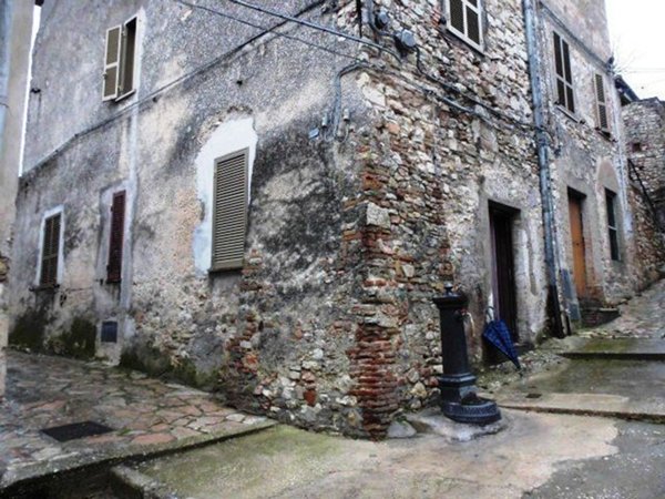 appartamento in vendita a Narni in zona Sant'Urbano
