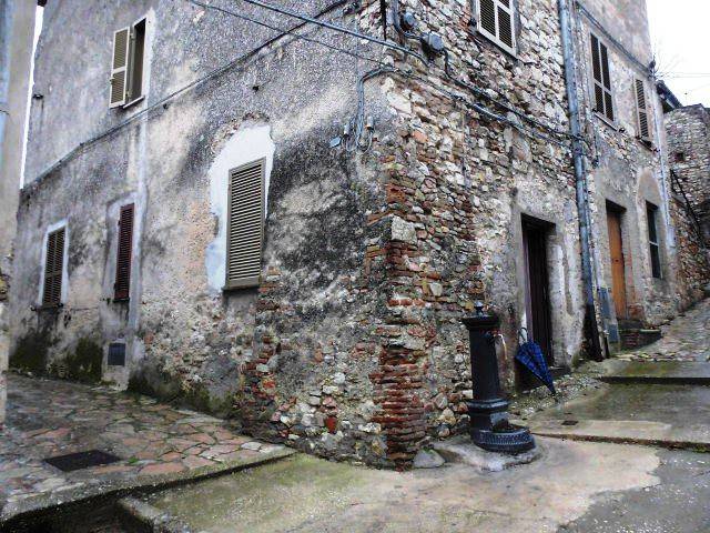 appartamento in vendita a Narni in zona Sant'Urbano