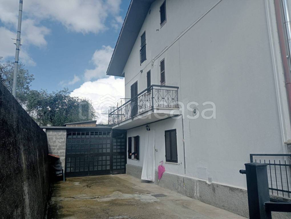 appartamento in vendita a Narni in zona Montoro