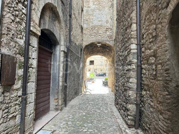 appartamento in vendita a Narni in zona Stifone