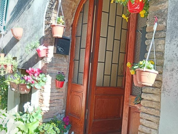 appartamento in vendita a Narni in zona Capitone