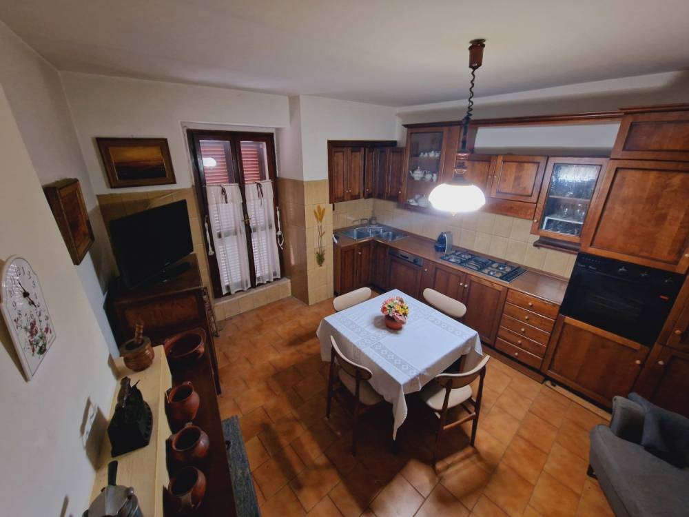 casa indipendente in vendita a Narni