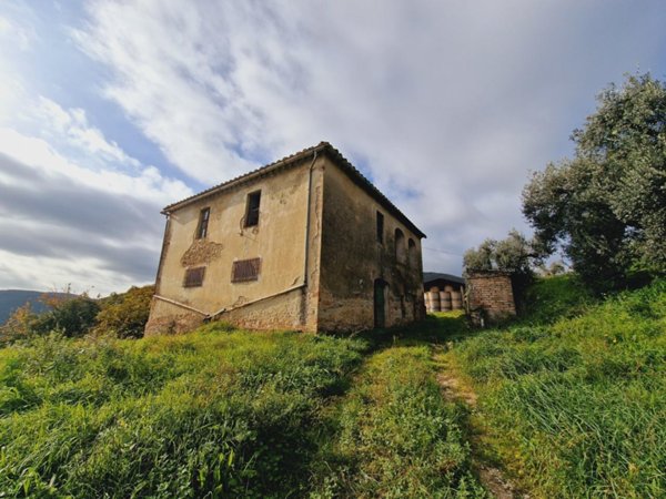 casa indipendente in vendita a Narni