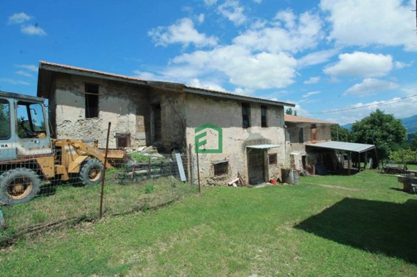 casa indipendente in vendita a Narni in zona Santa Lucia