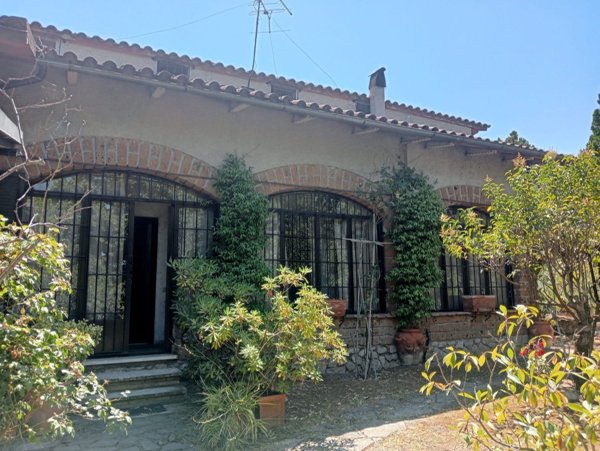 casa indipendente in vendita a Narni