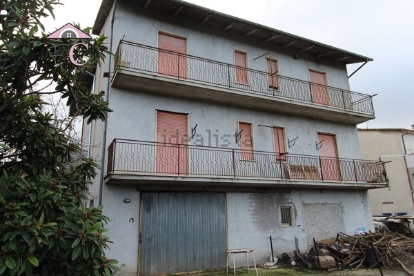 casa indipendente in vendita a Narni in zona Guadamello