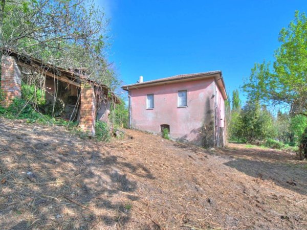 casa indipendente in vendita a Narni