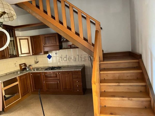 casa indipendente in vendita a Narni