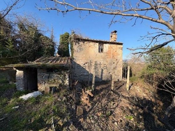 quadrivano in vendita a Narni in zona Narni Scalo