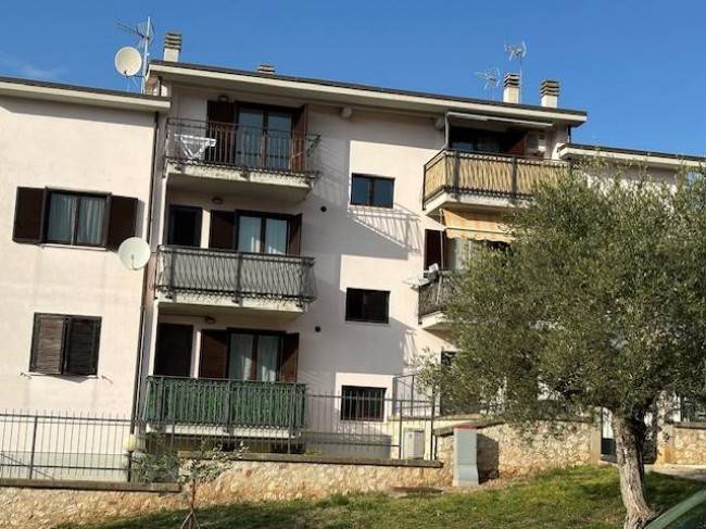 appartamento in vendita a Narni in zona Taizzano