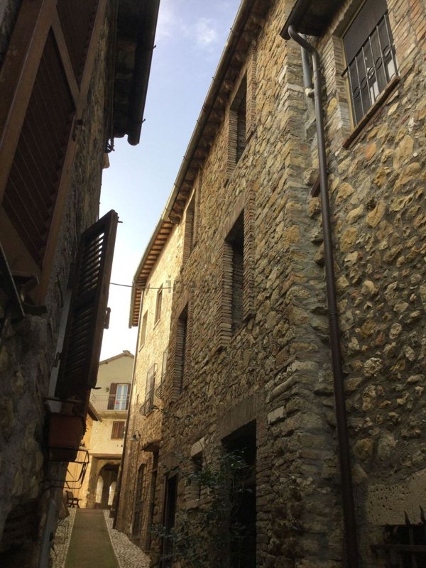appartamento in vendita a Narni in zona Montoro