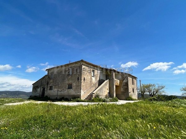 casa indipendente in vendita a Narni