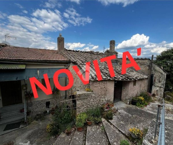 casa indipendente in vendita a Narni