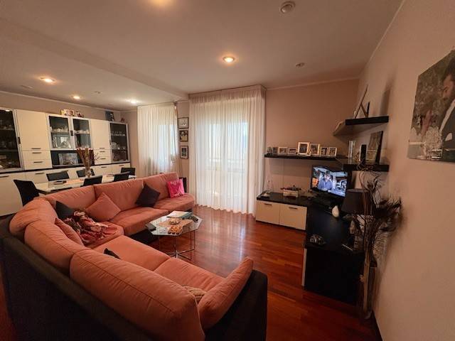 appartamento in vendita a Narni in zona Santa Lucia